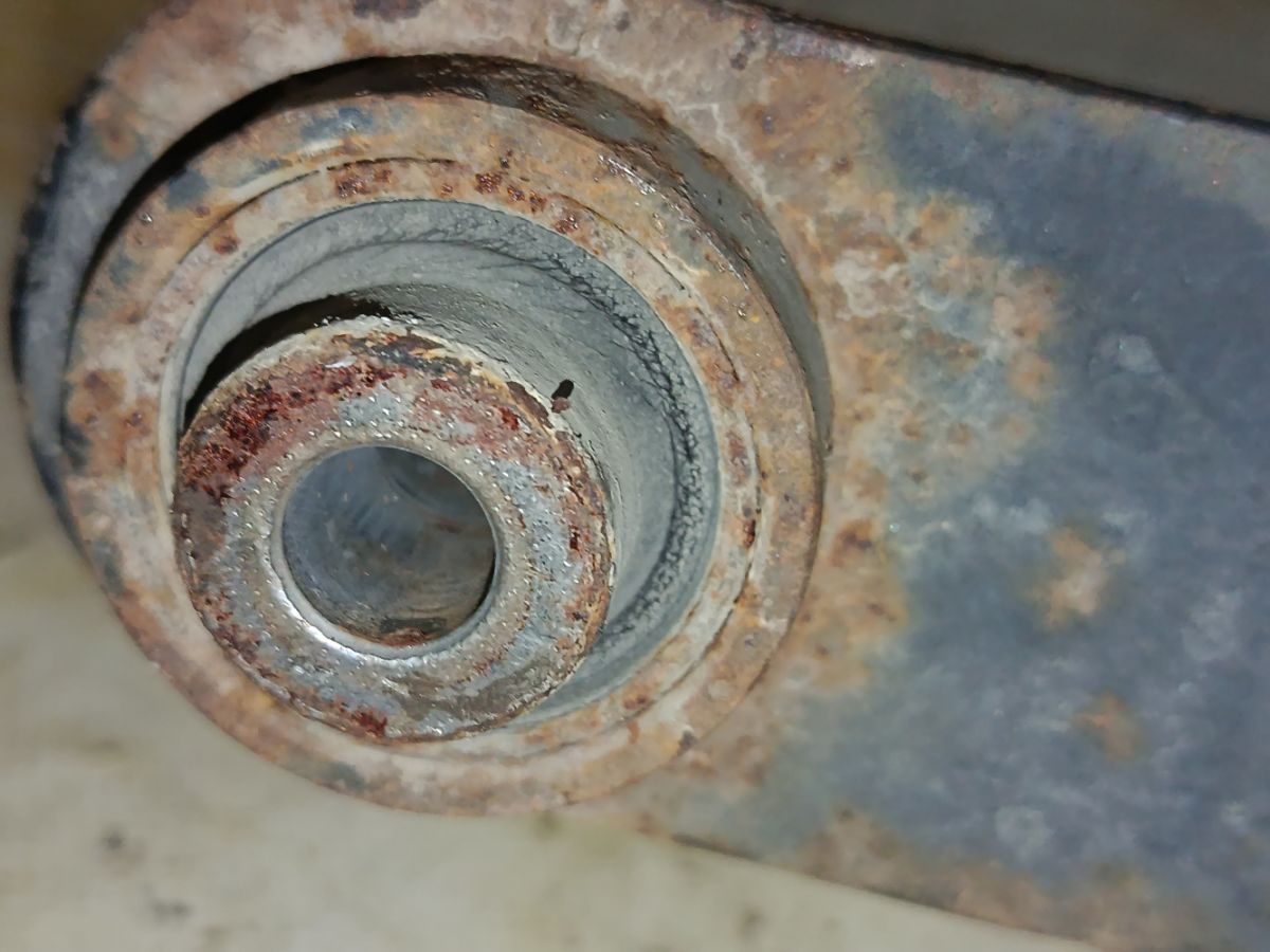 Рычаг на Honda Stream RN6 R18A Фото 2