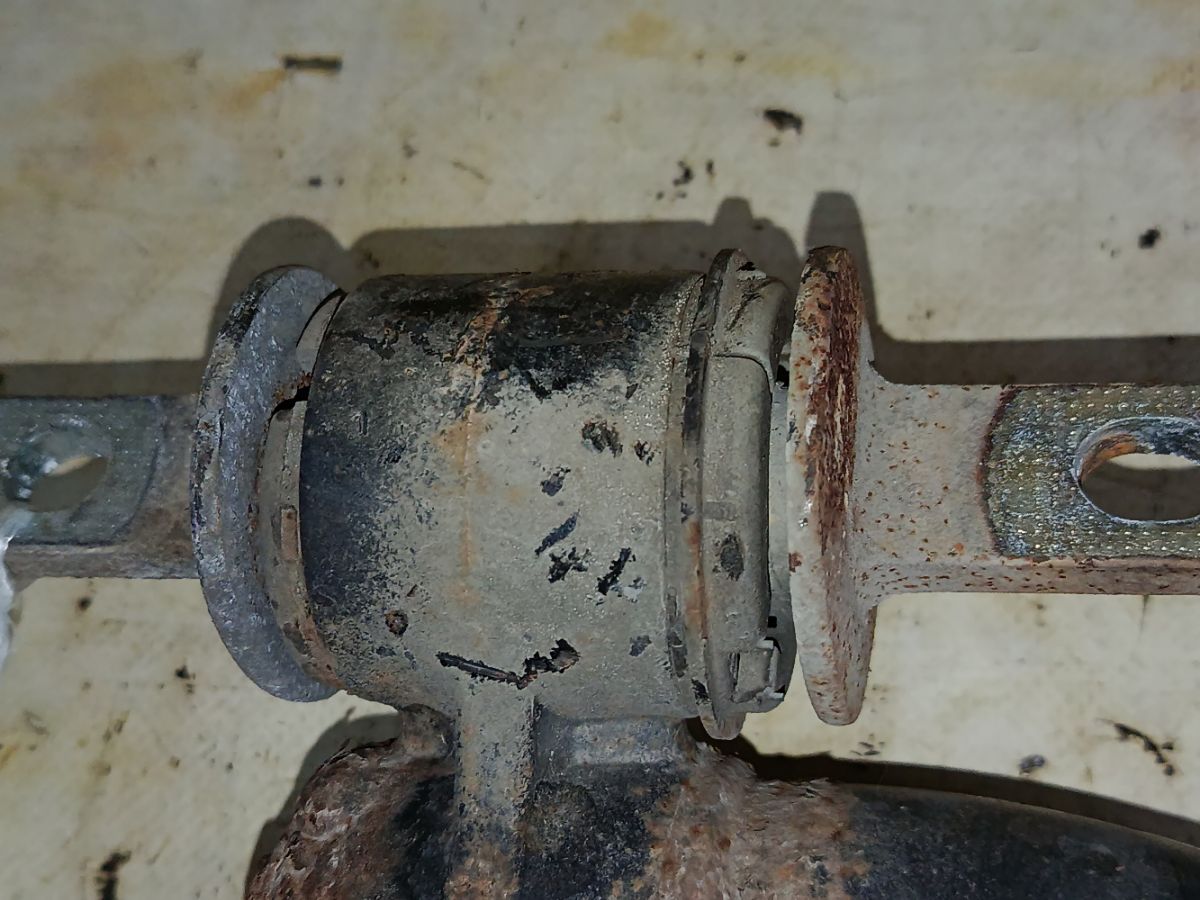 Рычаг на Honda Stream RN6 R18A Фото 3