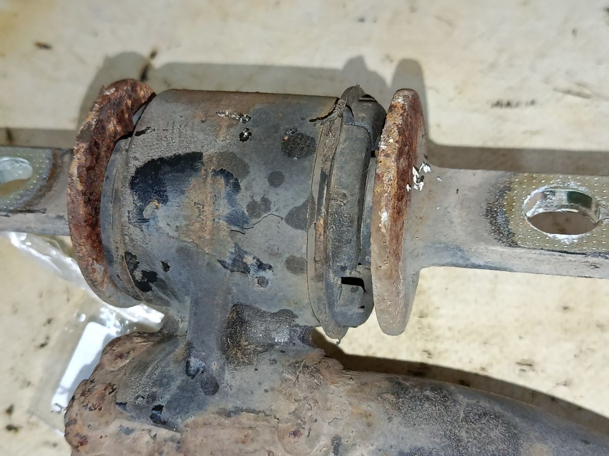 Рычаг на Honda Stream RN7 R18A Фото 3