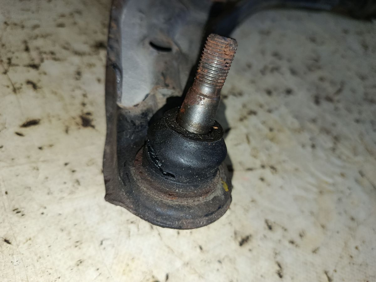 Рычаг на Nissan Cube Z10 CG13DE Фото 2