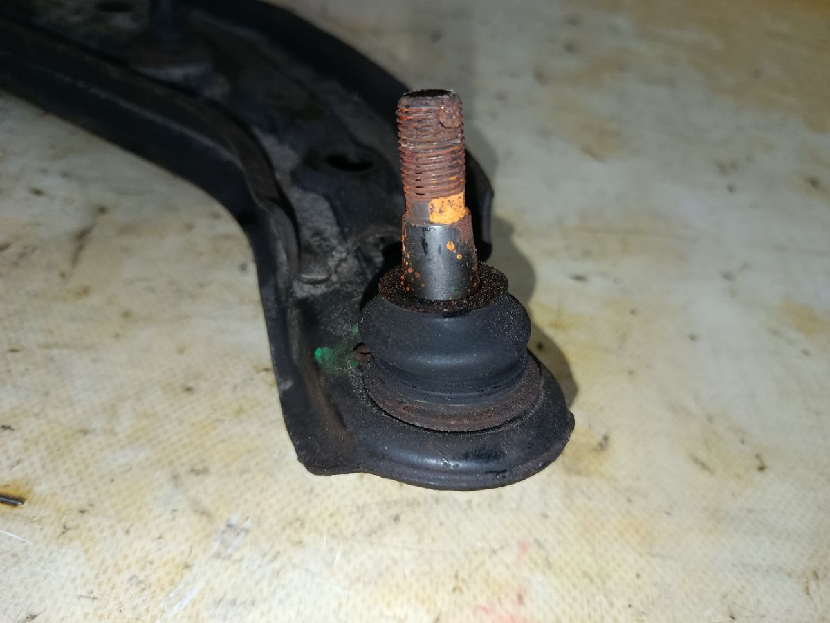 Рычаг на Nissan Cube Z10 CG13DE Фото 2