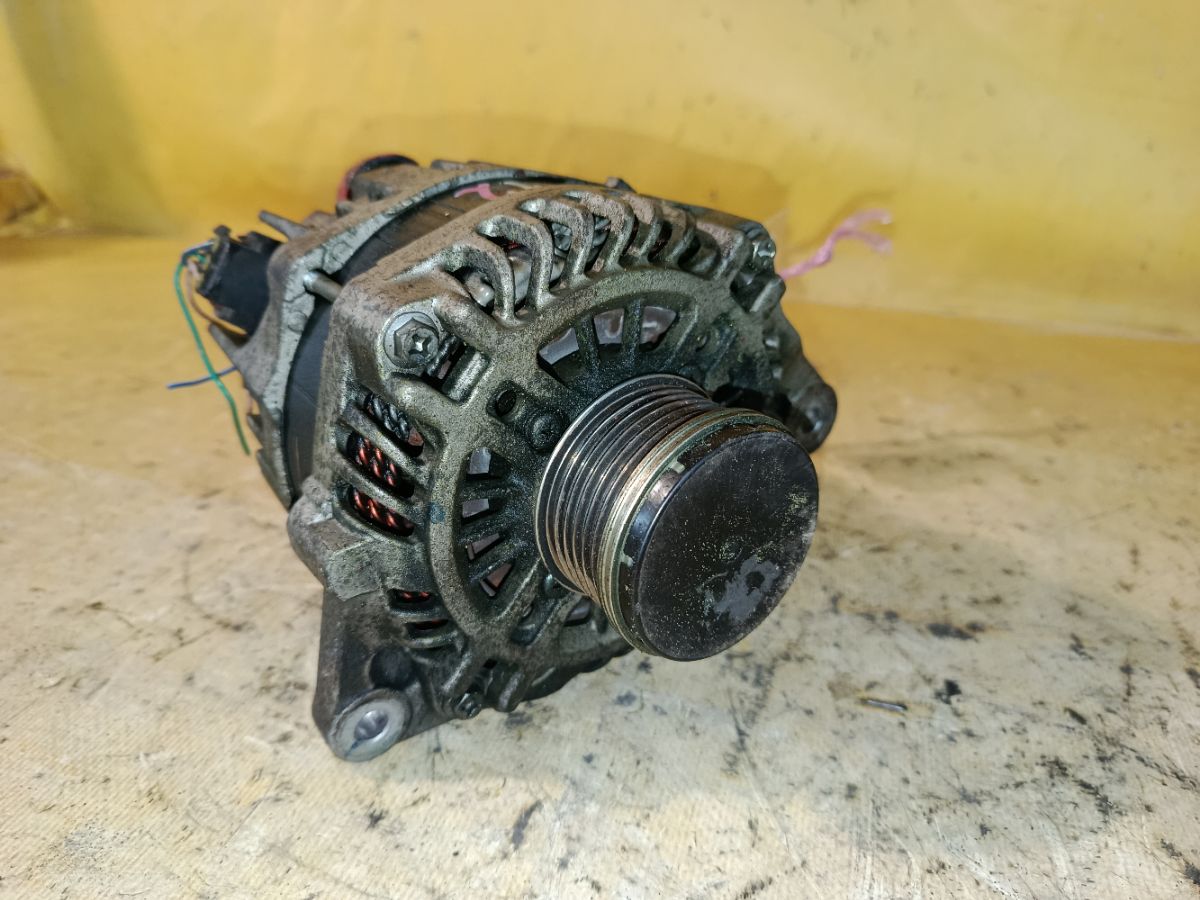 Генератор 23100-3HD1A на Nissan Note E12 HR12DDR Фото 1