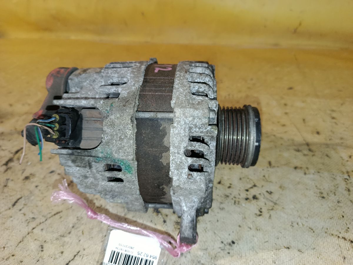 Генератор 23100-3HD1A на Nissan Note E12 HR12DDR Фото 2