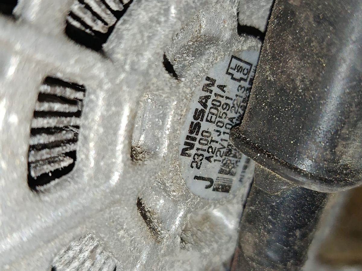 Генератор 23100-ED01A на Nissan Cube Z12 HR15DE Фото 4