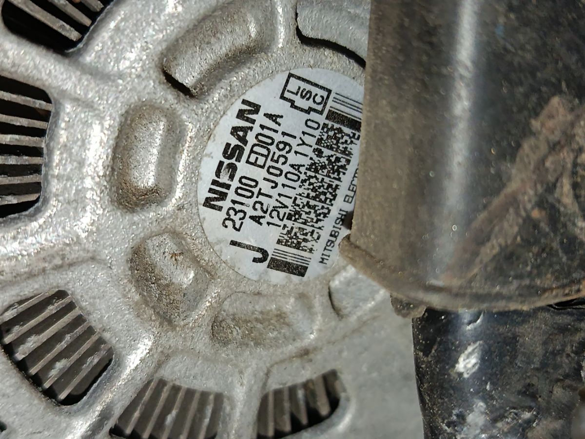 Генератор 23100-ED01A на Nissan Cube Z12 HR15DE Фото 4