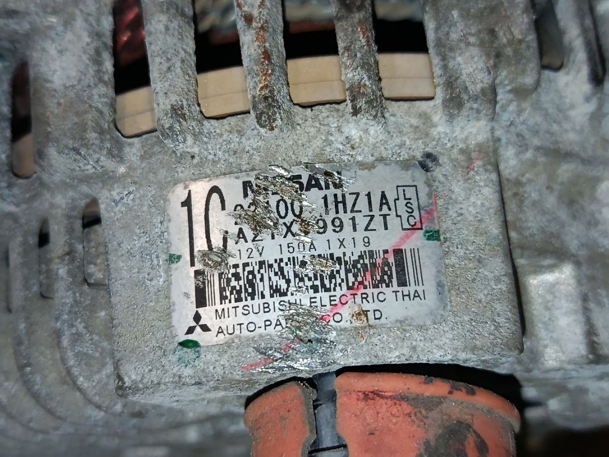 Генератор 23100-1HZ1A на Nissan March K13 HR12DE Фото 4