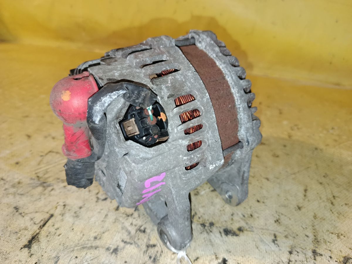 Генератор 23100-ED01A на Nissan Ad Expert VY12 HR15DE Фото 3