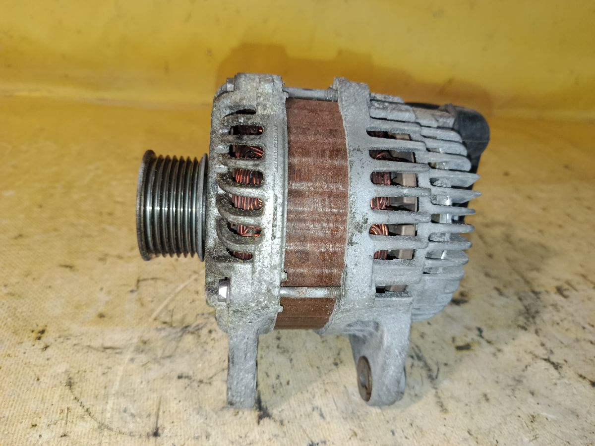 Генератор 23100-ED01A на Nissan Cube Z12 HR15DE Фото 2