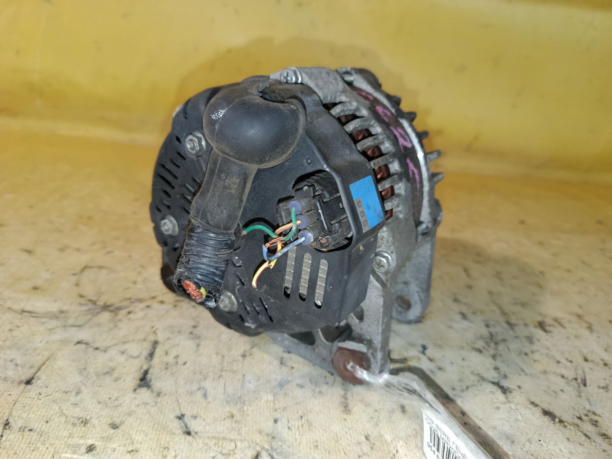 Генератор 23100-EN00B на Nissan Serena CC25 MR20DE Фото 3