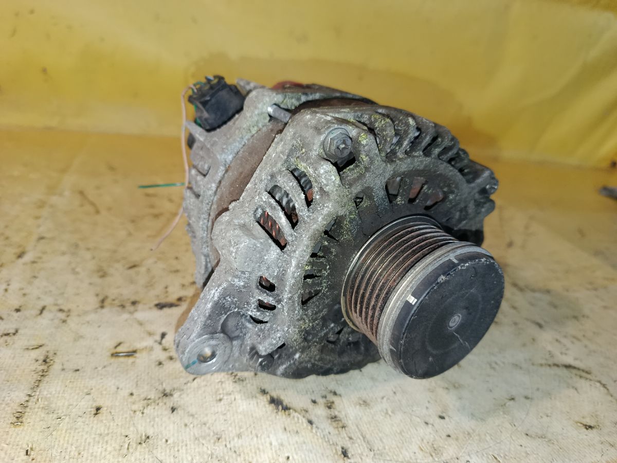 Генератор 23100-3HD1A на Nissan Note E12 HR12DDR Фото 1