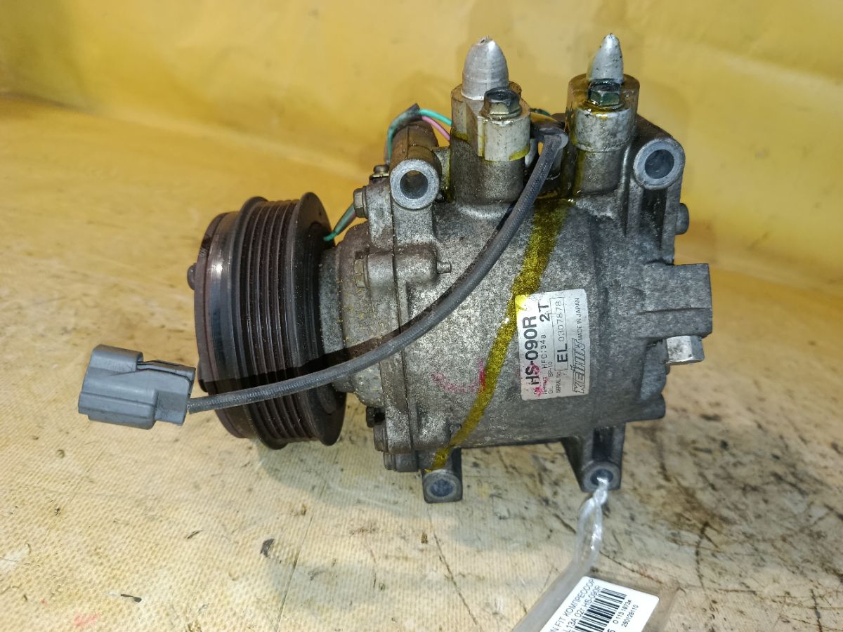 Компрессор кондиционера на Honda Fit GD1 L13A Фото 2