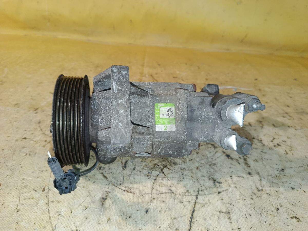 Компрессор кондиционера 92600-ED000 на Nissan Cube YZ11 HR15DE Фото 2