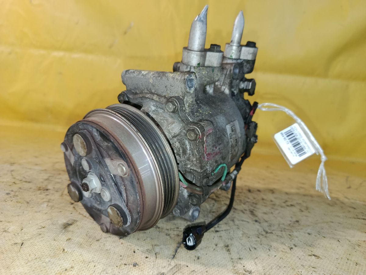 Компрессор кондиционера на Honda Freed GP3 LEA Фото 1
