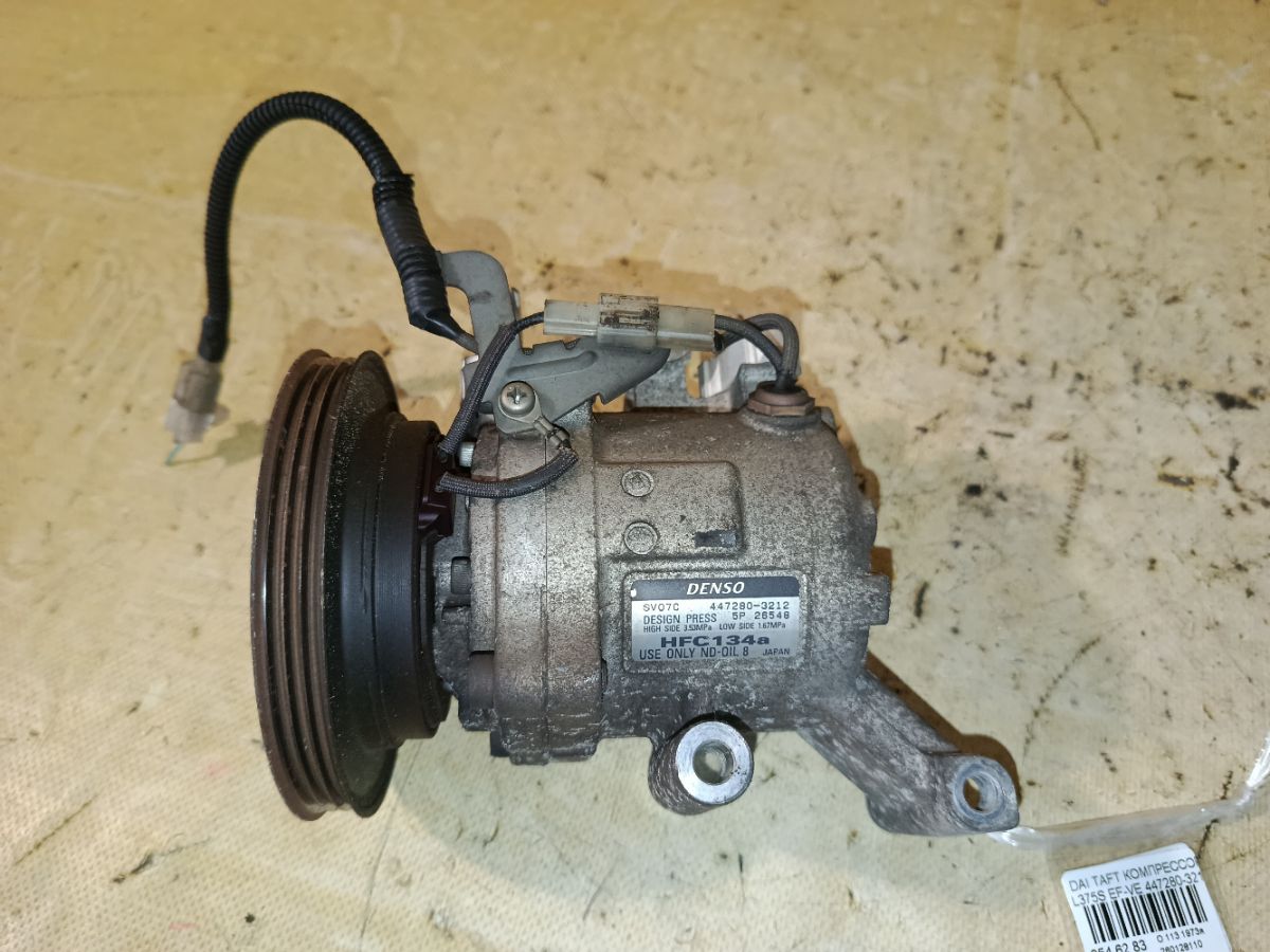 Компрессор кондиционера 447280-3212 на Daihatsu Taft L375S EF-VE Фото 3