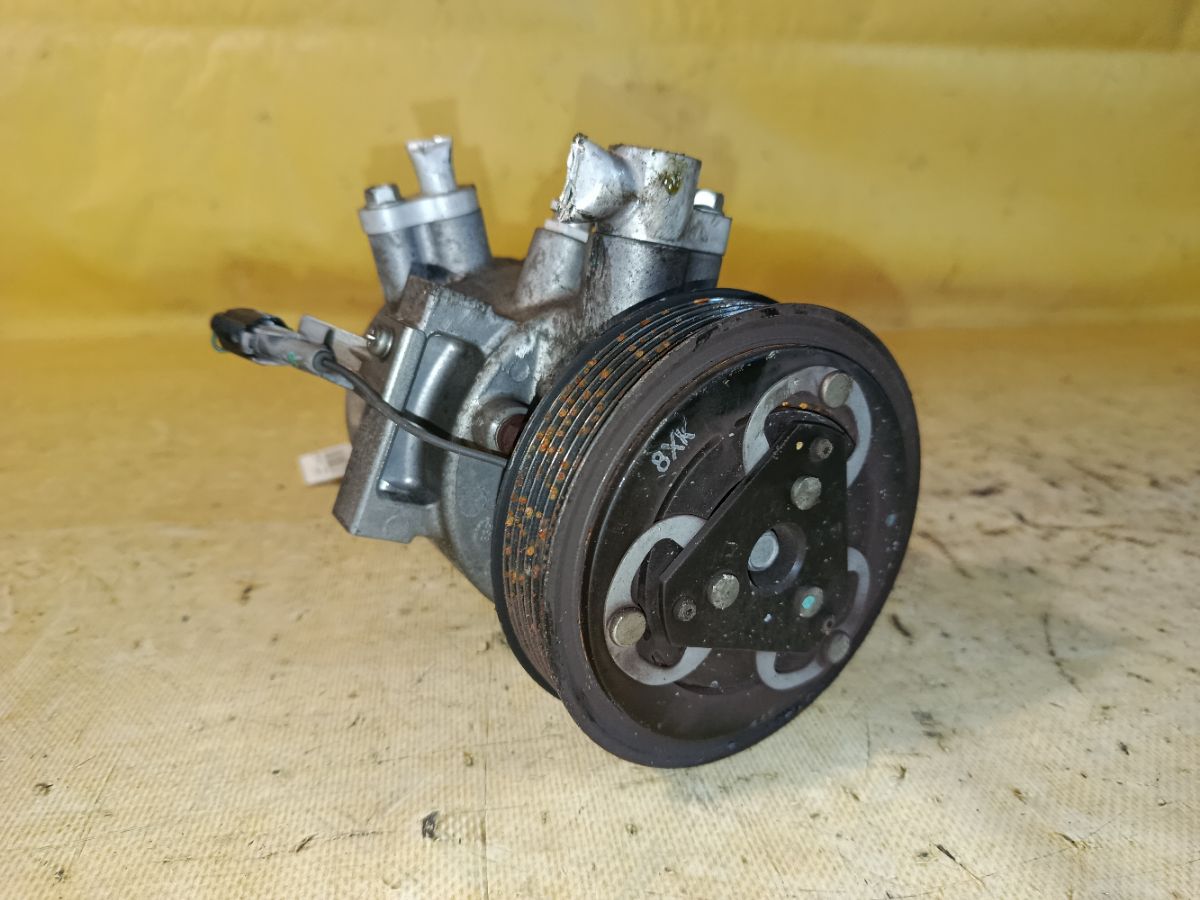 Компрессор кондиционера 7813A952 на Nissan Dayz Roox B21A 3B20 Фото 1