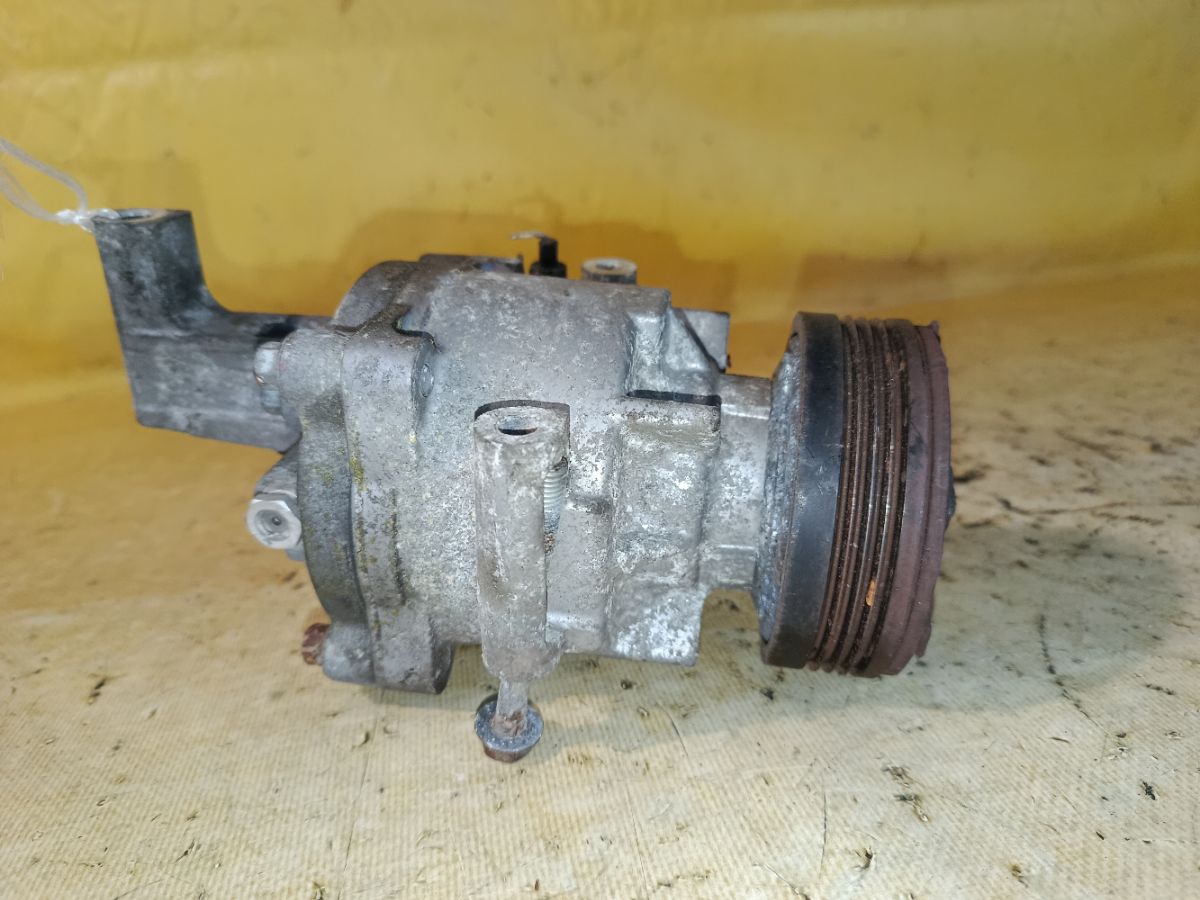 Компрессор кондиционера 95201-68LC0 на Suzuki Swift ZD72S K12B Фото 2