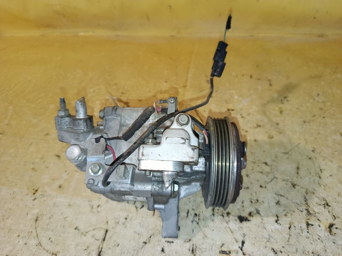 Компрессор кондиционера на Honda N-Wgn JH1 S07A Фото 2