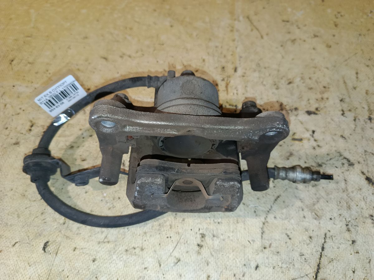 Суппорт на Mitsubishi Ek Space B11A 3B20 Фото 1