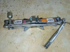 Домкрат на Nissan Note E12