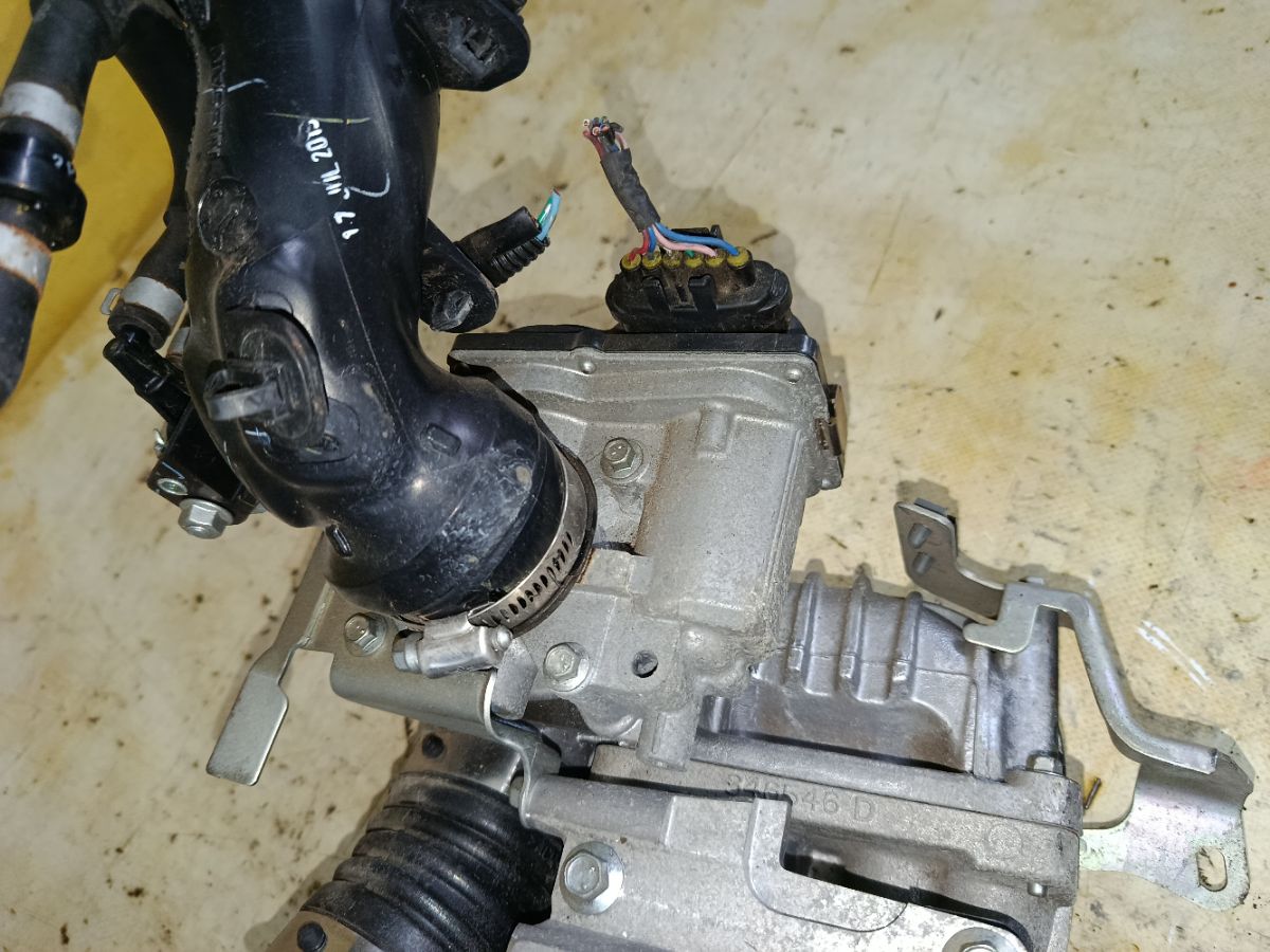 Турбина на Nissan Note E12 HR12DDR Фото 4