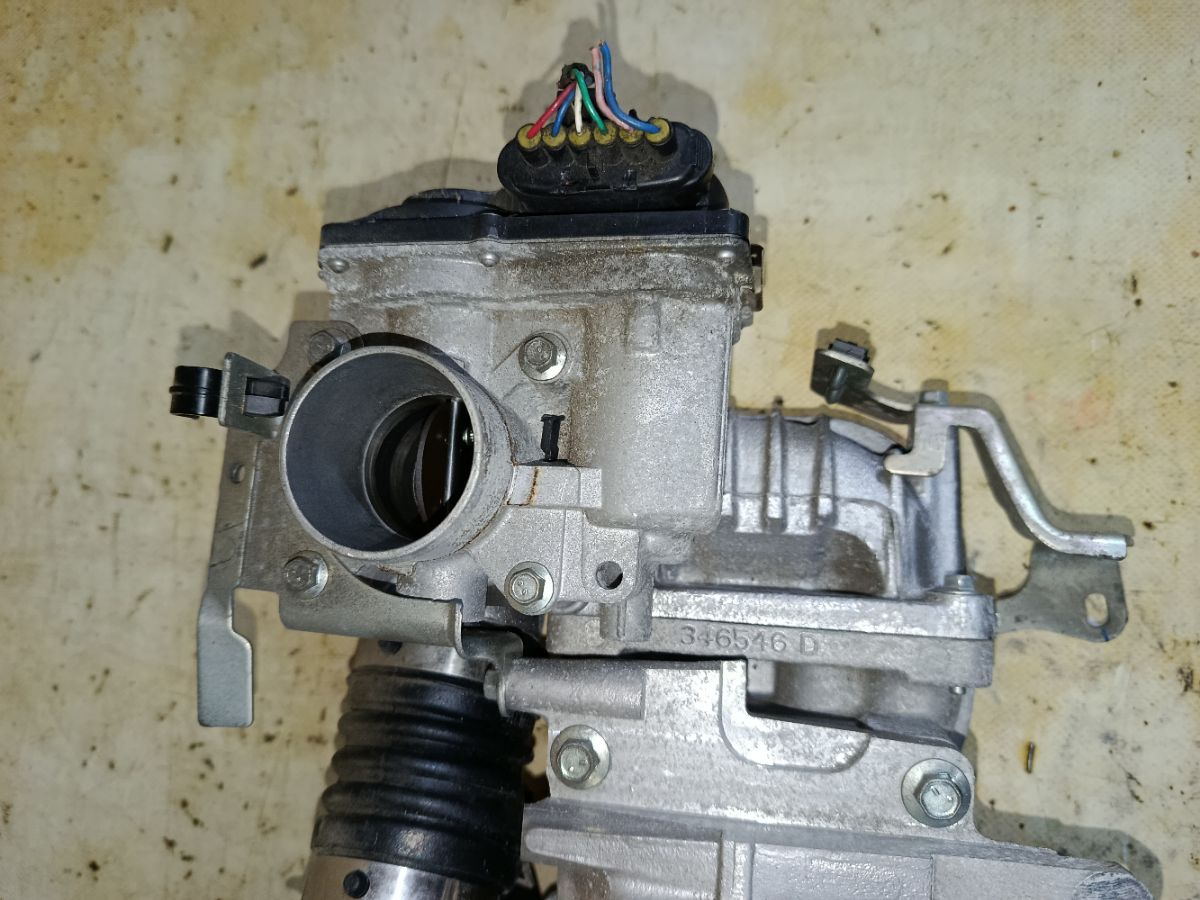 Турбина на Nissan Note E12 HR12DDR Фото 3