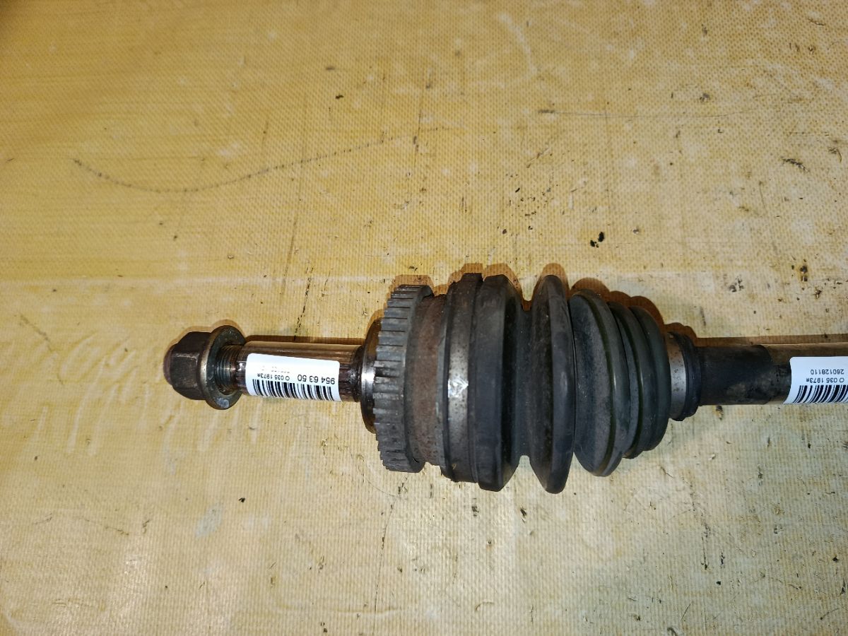 Привод на Nissan Cube Z10 CG13DE Фото 2