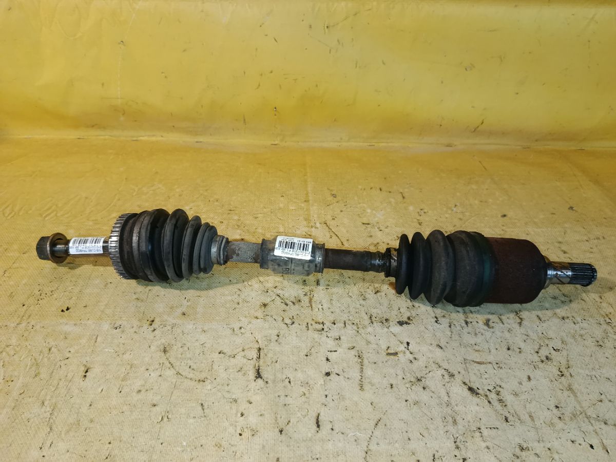 Привод на Nissan Cube Z10 CG13DE Фото 1