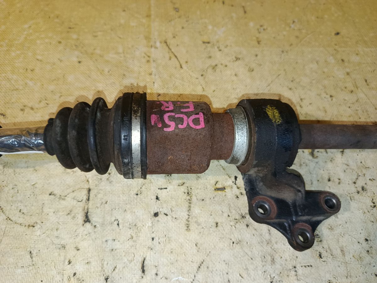 Привод на Mazda Verisa DC5W ZY-VE Фото 3