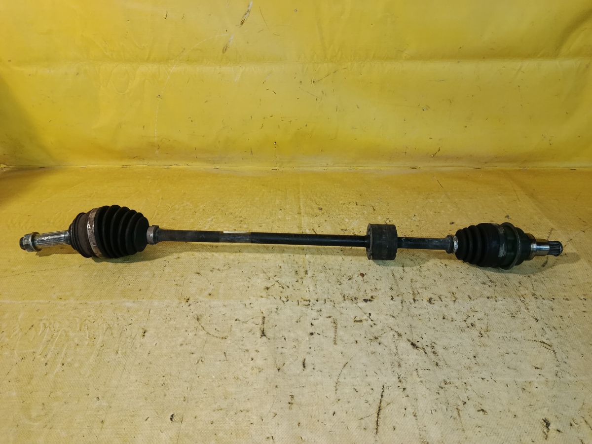 Привод на Toyota Tank M900A 1KR-FE Фото 1