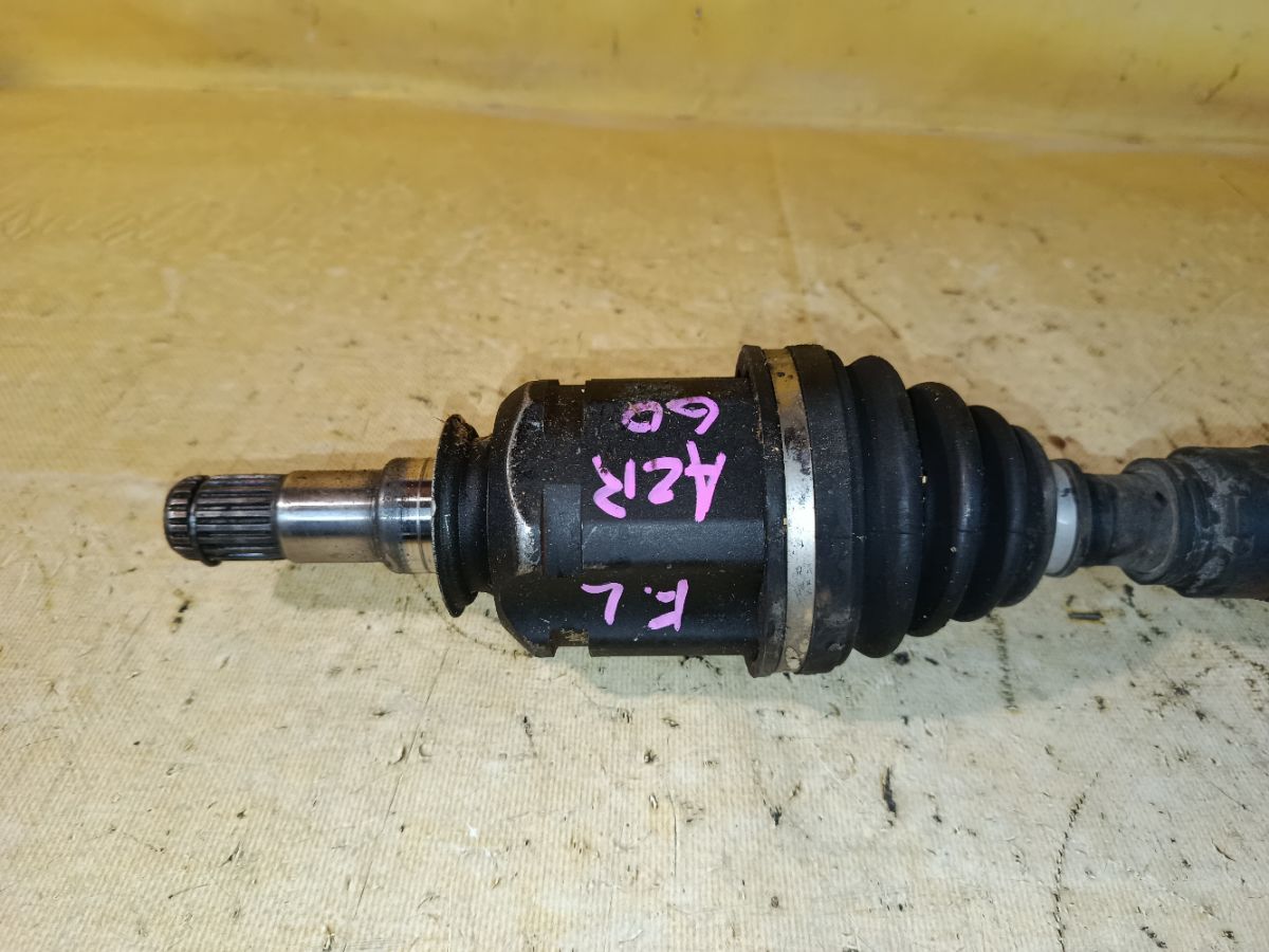 Привод на Toyota Voxy AZR60G 1AZ-FSE Фото 2