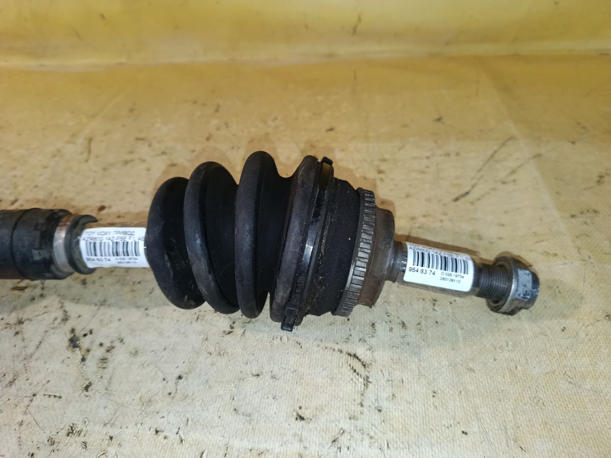 Привод на Toyota Voxy AZR60G 1AZ-FSE Фото 3