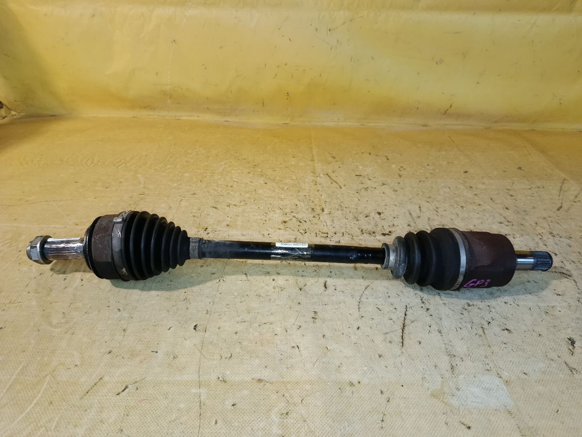 Привод на Honda Freed GP3 LEA Фото 1