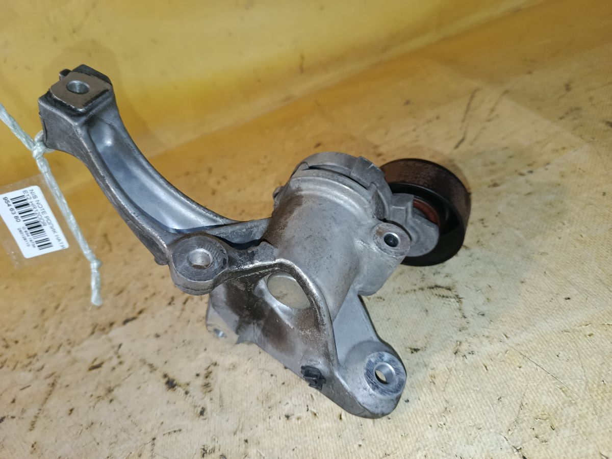 Ролик натяжной на Nissan Note E12 HR12DDR Фото 3