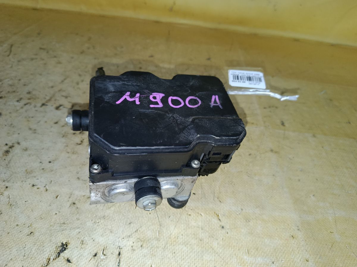 Блок ABS 44510-B1450, 89540-B1450 на Toyota Tank M900A 1KR-FE Фото 1