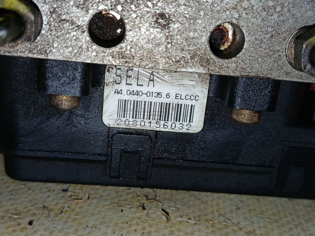 Блок ABS на Honda Fit GD1 L13A Фото 3