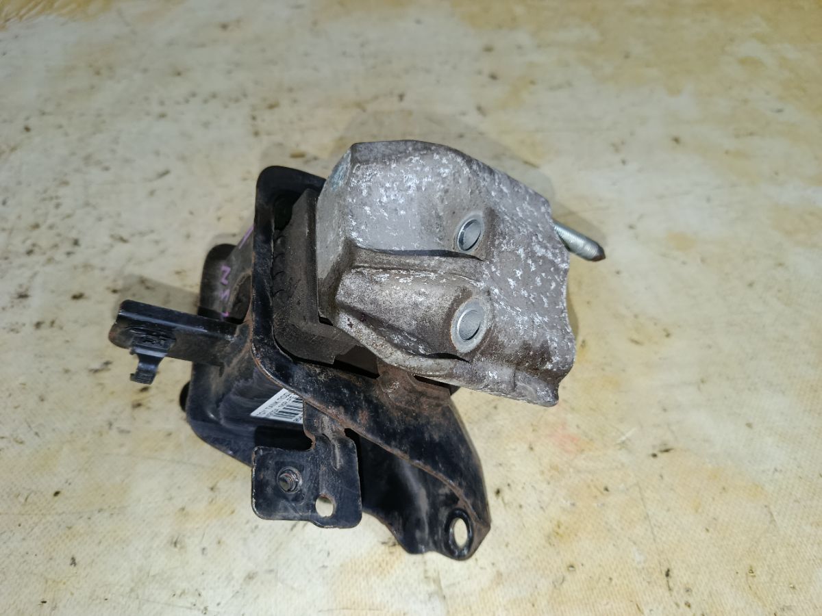Подушка двигателя на Toyota Tank M900A 1KR-FE Фото 2