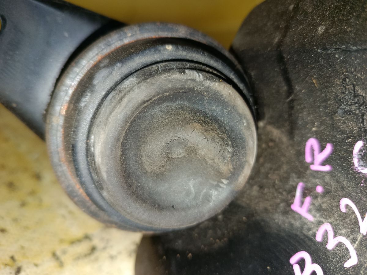 Подушка двигателя на Suzuki Splash XB32S K12B Фото 3