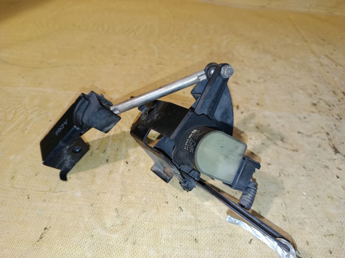 Датчик регулировки наклона фар 53812-CY00A на Nissan Serena FC26 Фото 2