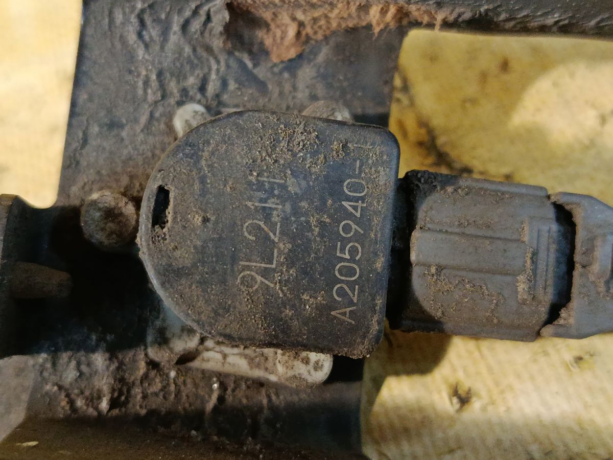 Датчик регулировки наклона фар на Honda Stream RN6 Фото 2