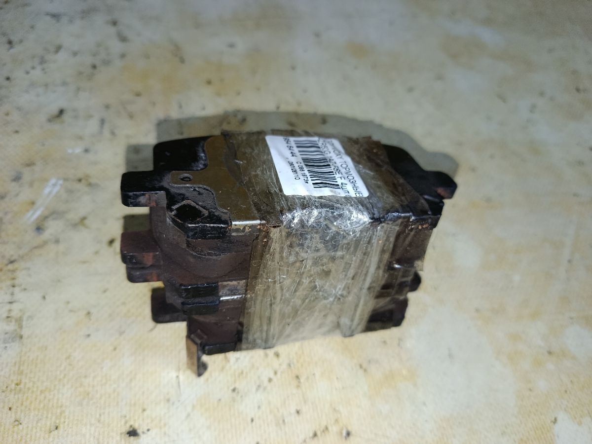 Тормозные колодки 0 986 424 761, 0 986 AB2 092, 0101ZZE130F, 04465-02070, 04465-02080, 04465-44050, 04465-44100, 0446502070, 05P904, 0954 00, 095400, 10806902, 111699, 121127, 13046058462, 1492312, 1592312, 171853, 171890, 179845, 17D923CH, 17D923M, 181820, 192148, 1Y5G3328ZE, 2204270, 224553, 23836, 2383601, 295400, 3000136, 363700201332, 402B0432, 4420, 4863600819, 4UP04013, 5002213, 50213, 5610208, 600203948, 605846, 6133159, 8224270, 8DB 355 029801, 8DB355010221, 95400, 965 000BSX, A1N105, AC1124C, ADB01132, ADB01132HD, ADT342116, AFP476, AKD1066, AN-667WK, AN667WK, AN667WKX, AS-T457, AS1455, AS1470, AS21455, ASN2207, AST457, AV1040, AW1810170, AY040-TY062, AY040TY062, B111168, BB0486, BBP1837, BC1529, BD7531, BL1883A2, BP21470, BP3127, BP43376, BP9087, BPF086, BPT72, BS2704, CD2217, CD2217M, CD2217MSTD, CD2217MTYPED, CF1470, CKT35, CMX923, D2217, D2217-02, D221701, D221702, D923, D92378240, DB1487, DB922A, DFP3315, DP1010100184, DP104A100, DP104A100C, DP104A100P, E100232, E400232, E500232, EC1373, ELT923, F 03B 150 105, FDB1529, FP0923, G0446502070, G5112ZF, GBP095400, GBP880151, GDB3315, GDB7218, GK1049, GP02217, GP1373, HKPTY102, HP5097, J3602096, JBP0053, KBP9021, KD2770, MD2217M, MD2217MS, MD300, MDB2266, MDB82266, MFP2213, MKD923, MN-385, MN385, MPT49, MS1470, MX923, NDP-338, NDP338, NKT1155, NP1009, P 83 061, P854300, PA1422, PA213AF, PA213MK, PAD1332, PBP1529, PBP1529KOR, PCP1508, PD923, PF-1470, PF1367, PF1470, PGD923C, PGD923M, PKF053, PN1470, RB1820, RD923, RN616, RNZ302, SBP1529, SMB23836, SN890, SP 349, SP 349 PR, SP1373, SS890S, ST0446544050, T1332, T281565, T360A09, TABP2158, TCA1123, TD-086-1470, TD1470, TG667C, TH338, TL2217, TN616, V9118A088, VBS3315PS, WD2217, WS421400, ZD923 на Toyota Voxy AZR60G 1AZ-FSE Фото 1