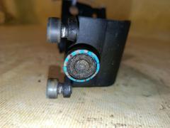 Ролик двери на Honda Elysion RR1 Фото 2