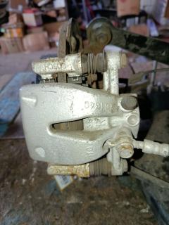 Балка подвески на Toyota Avensis Wagon AZT250W 1AZ-FSE Фото 5