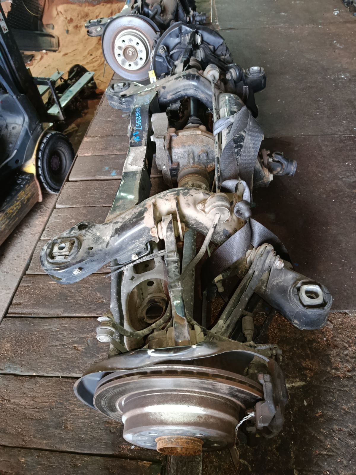 Балка подвески на Bmw 3-Series E91-VW72 N46 Фото 3