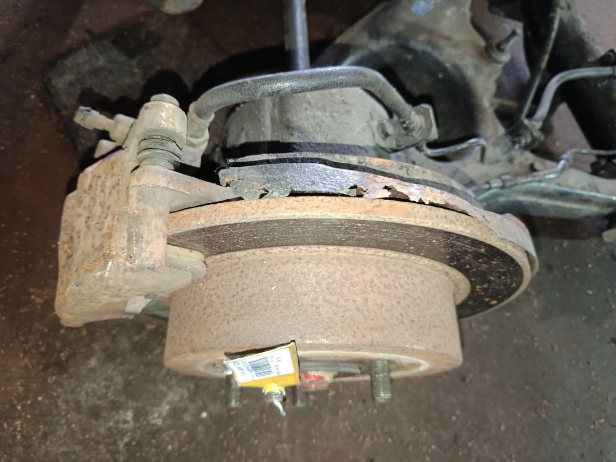 Балка подвески на Mitsubishi Grandis NA4W 4G69 Фото 3