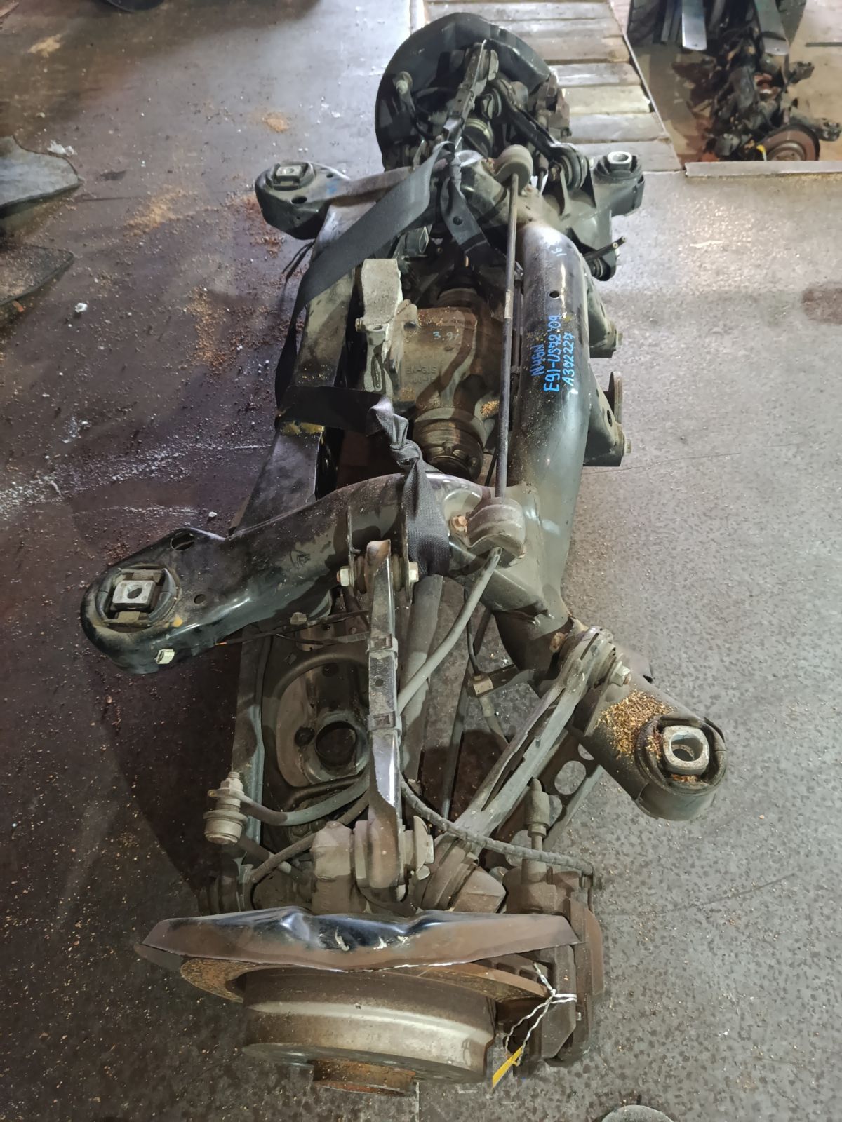 Балка подвески на Bmw 3-Series E91-US72 N46B20BD Фото 2