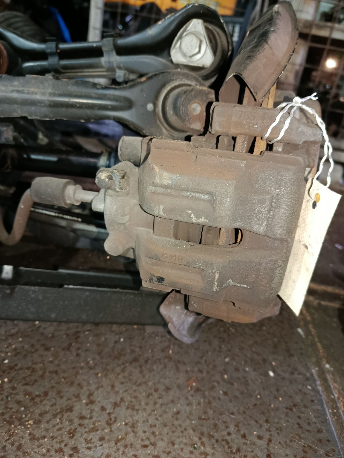 Балка подвески на Bmw 3-Series E91-US72 N46B20BD Фото 6