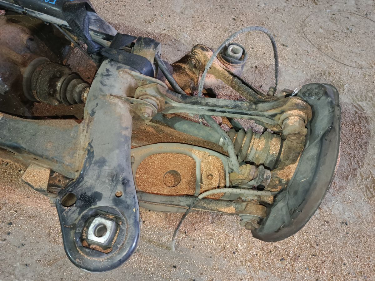 Балка подвески на Bmw 3-Series E91-VS12 N52 Фото 2