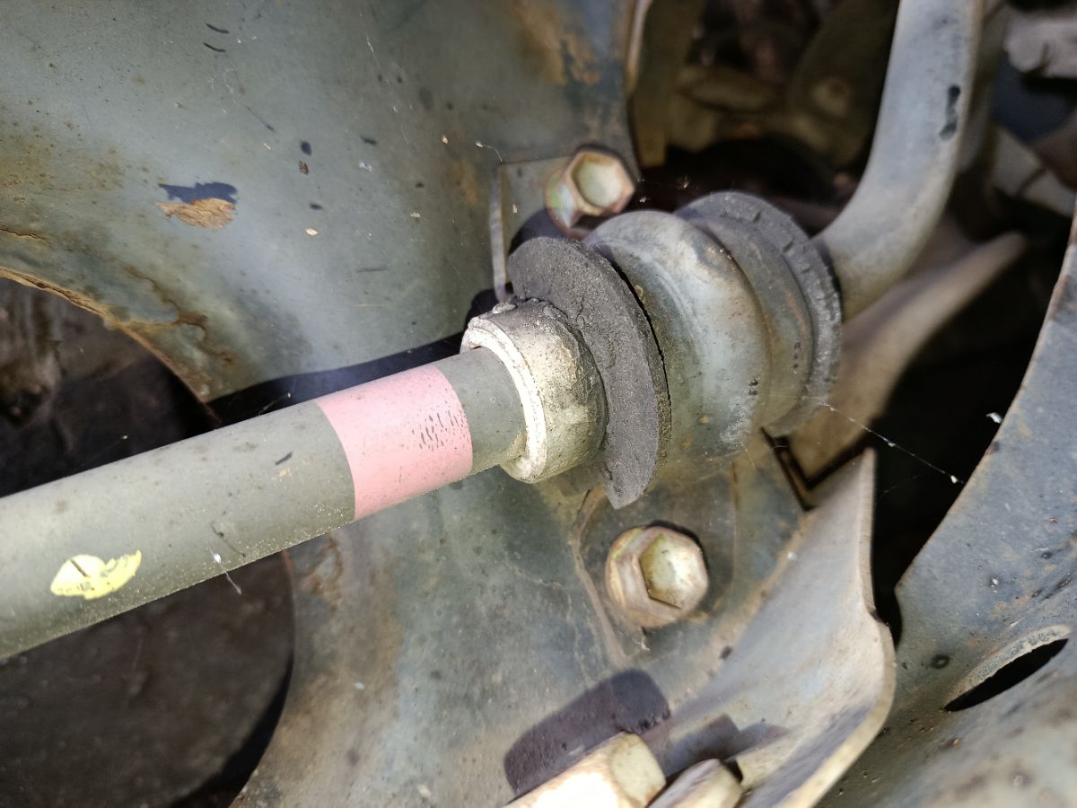 Балка подвески на Nissan Elgrand TE52 QR25DE Фото 10