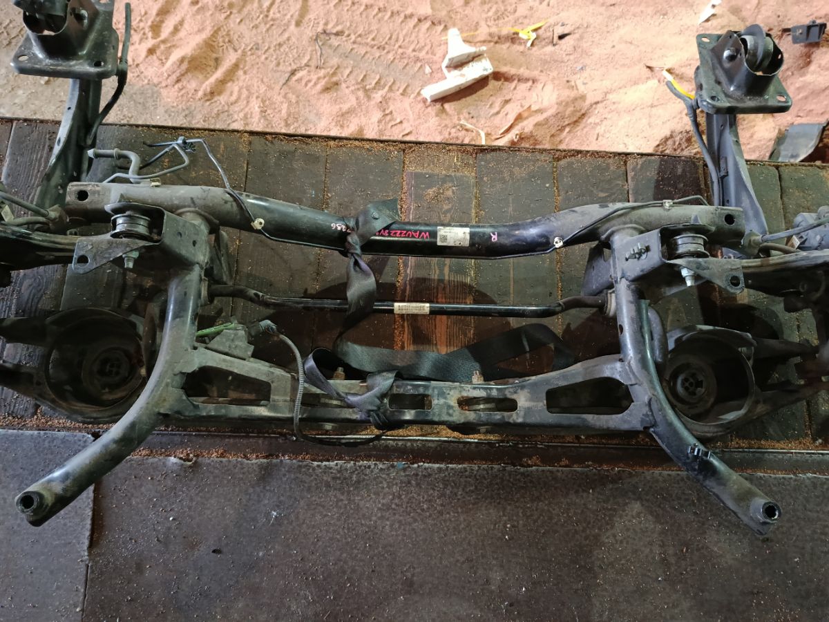 Балка подвески 5Q0505315G, 5Q0511305AR на Audi A3 8V CXSA Фото 9