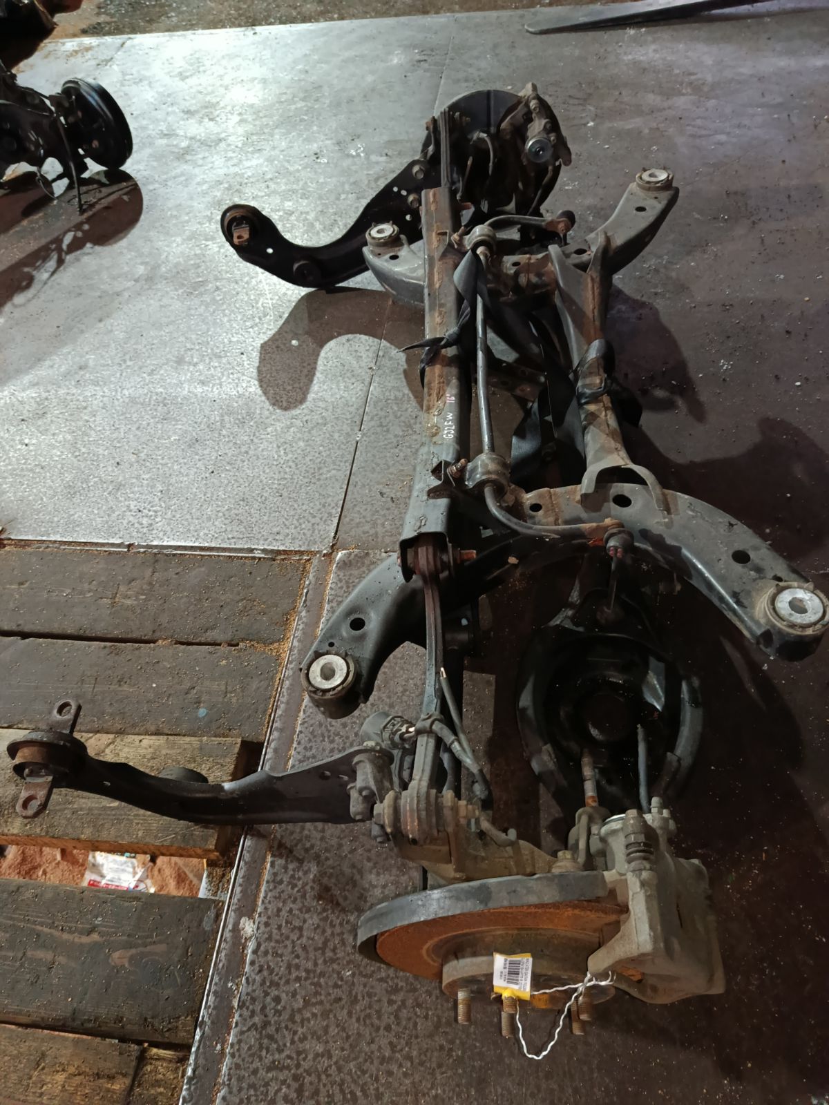 Балка подвески на Mazda Atenza GJ2FW SH-VPTR Фото 2